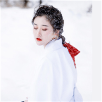 QQ头像雪中女生