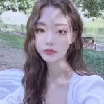 2024颜值爆表的好看女孩照片真人头像图片